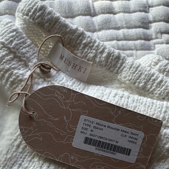 Meshki - Moira Boucle Maxi Skirt - Picture 5 of 5